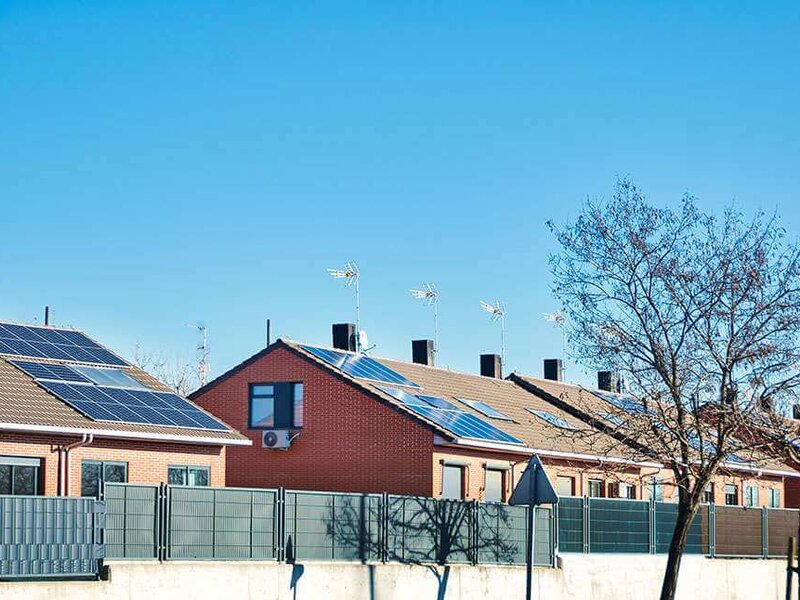 SolHeizTech - Wärmepumpe + Solarmodule: das perfekte Tandem für Energieeffizienz